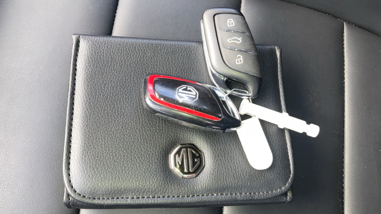 MG Hs 1.5 T-GDI Excite 5dr Petrol Hatchback